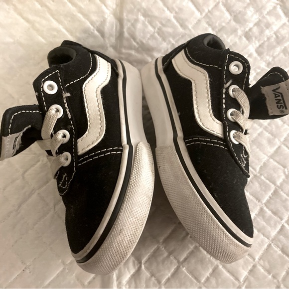Vans Toddler size 6 Black & White EUC - Picture 6 of 9